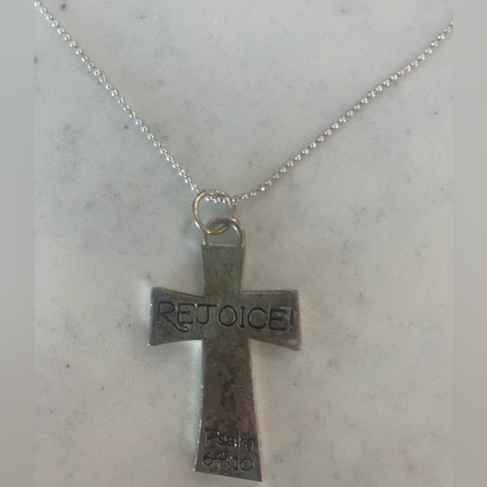 Lisa Sophia necklace - Cross necklace